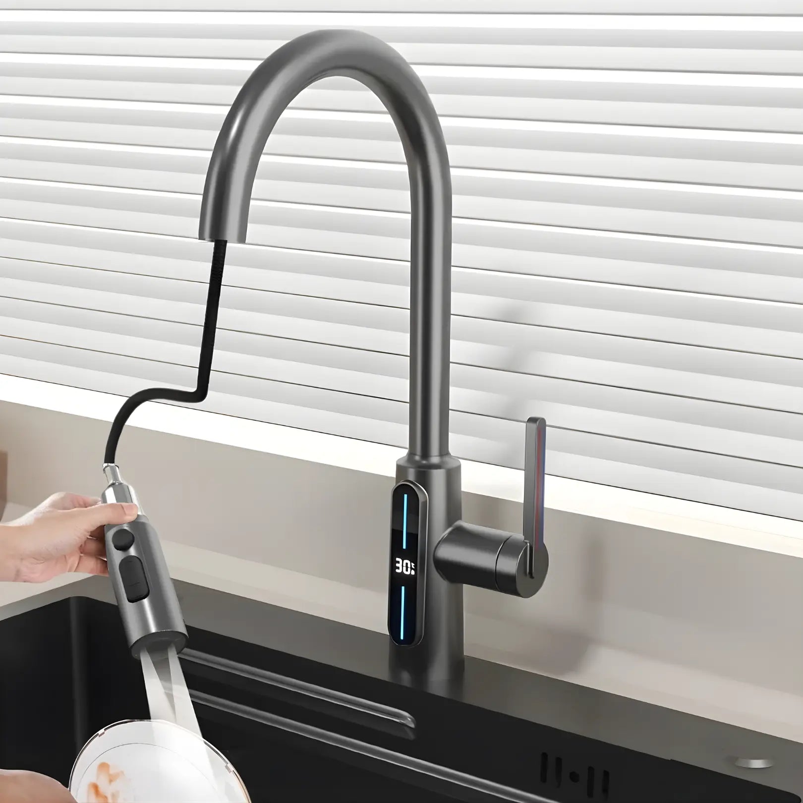 Kona Pull-Down Kitchen Tap With Temperature Display